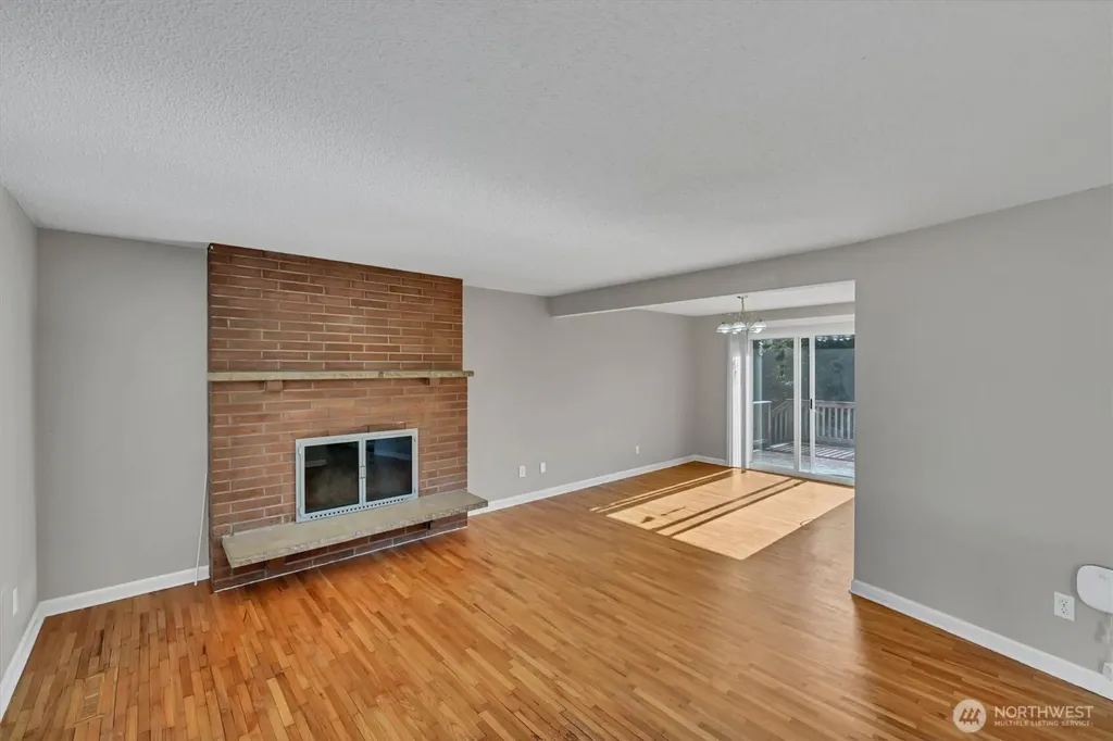 10207 64th Avenue Ct E Puyallup WA 98373