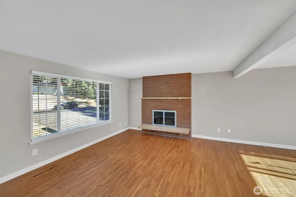 10207 64th Avenue Ct E Puyallup WA 98373