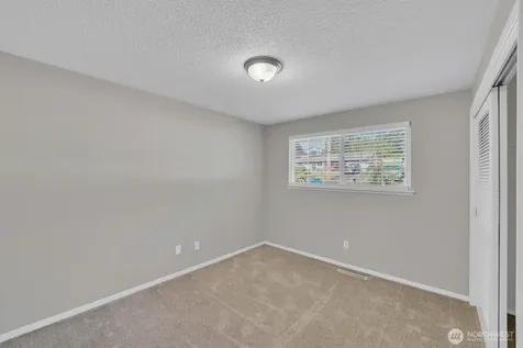 10207 64th Avenue Ct E Puyallup WA 98373