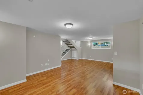 10207 64th Avenue Ct E Puyallup WA 98373