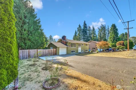 10207 64th Avenue Ct E Puyallup WA 98373