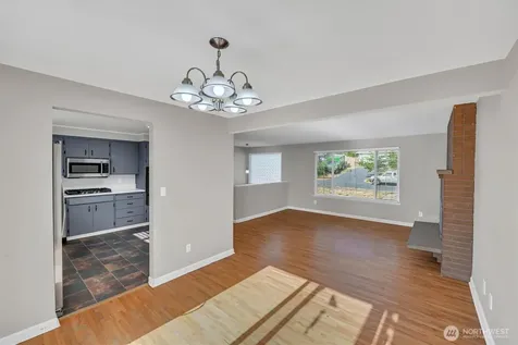 10207 64th Avenue Ct E Puyallup WA 98373