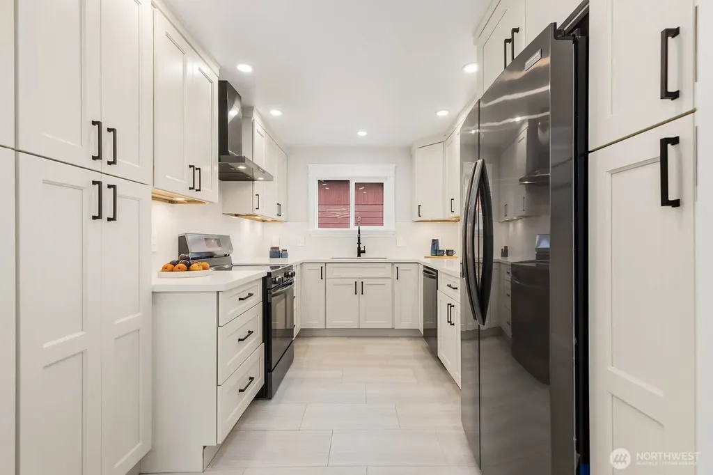 13427 5th Avenue SW Burien WA 98146