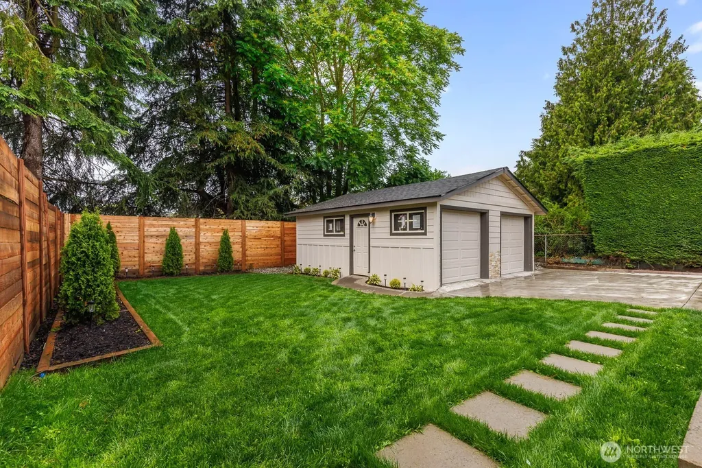 13427 5th Avenue SW Burien WA 98146