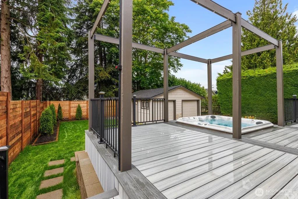 13427 5th Avenue SW Burien WA 98146