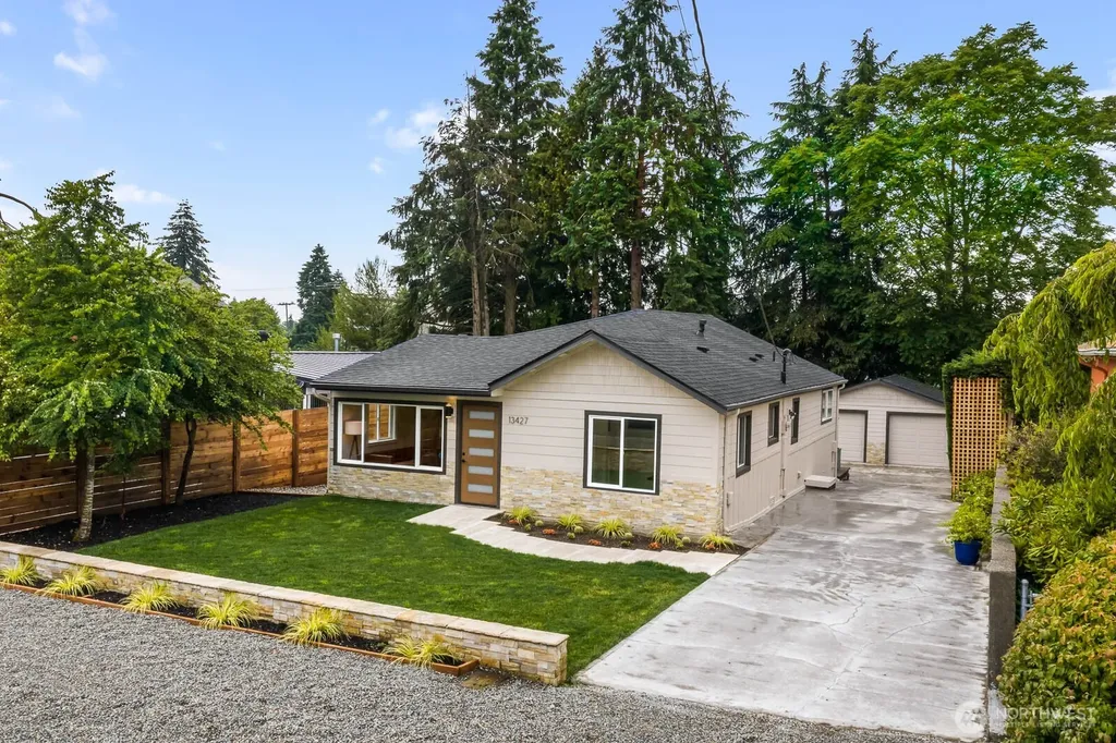 13427 5th Avenue SW Burien WA 98146