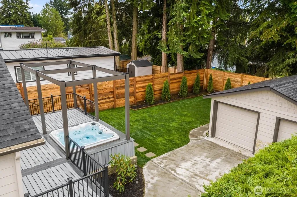 13427 5th Avenue SW Burien WA 98146
