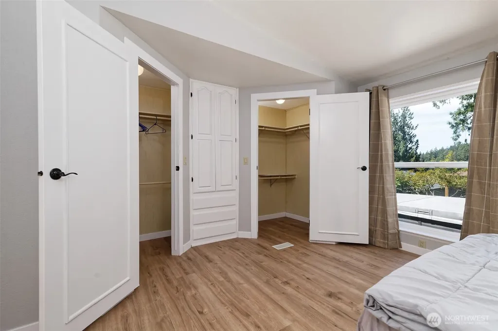 51 SE Earsley Lane Shelton WA 98584