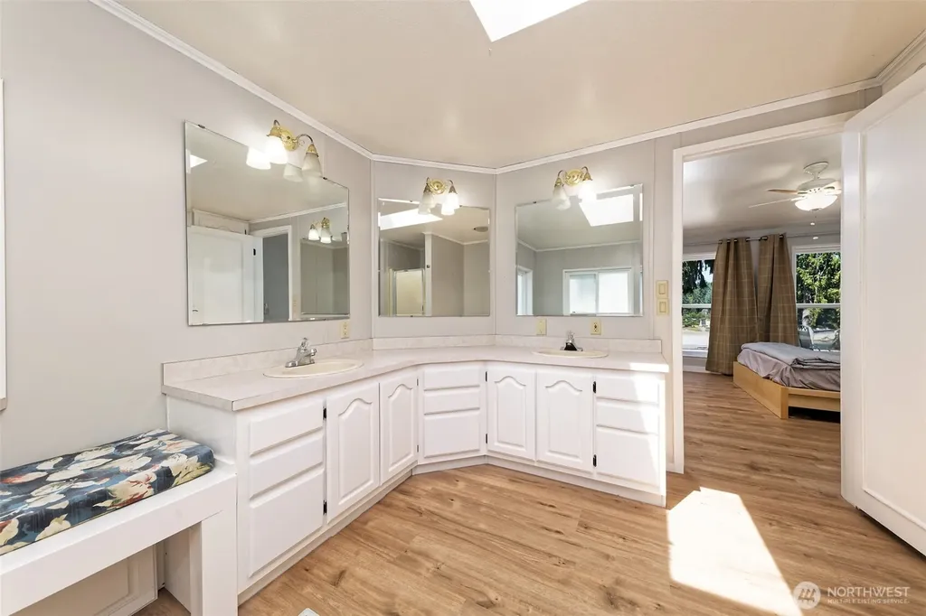 51 SE Earsley Lane Shelton WA 98584