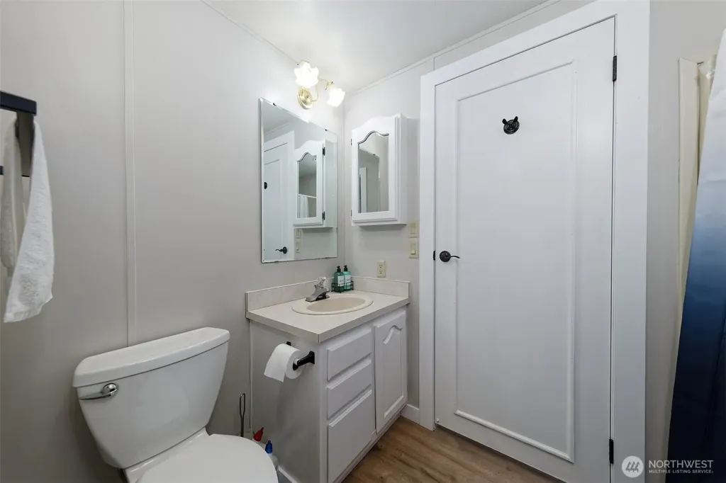 51 SE Earsley Lane Shelton WA 98584