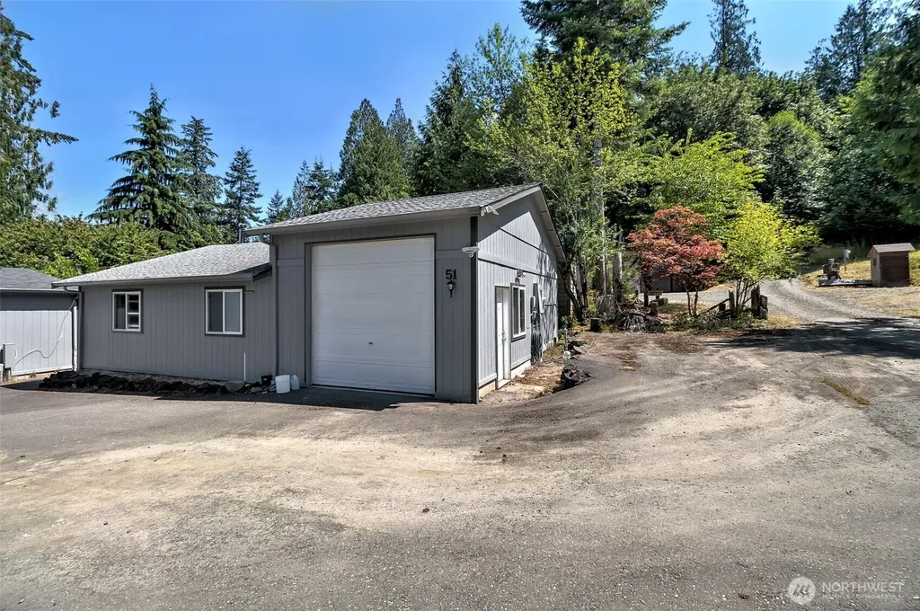 51 SE Earsley Lane Shelton WA 98584