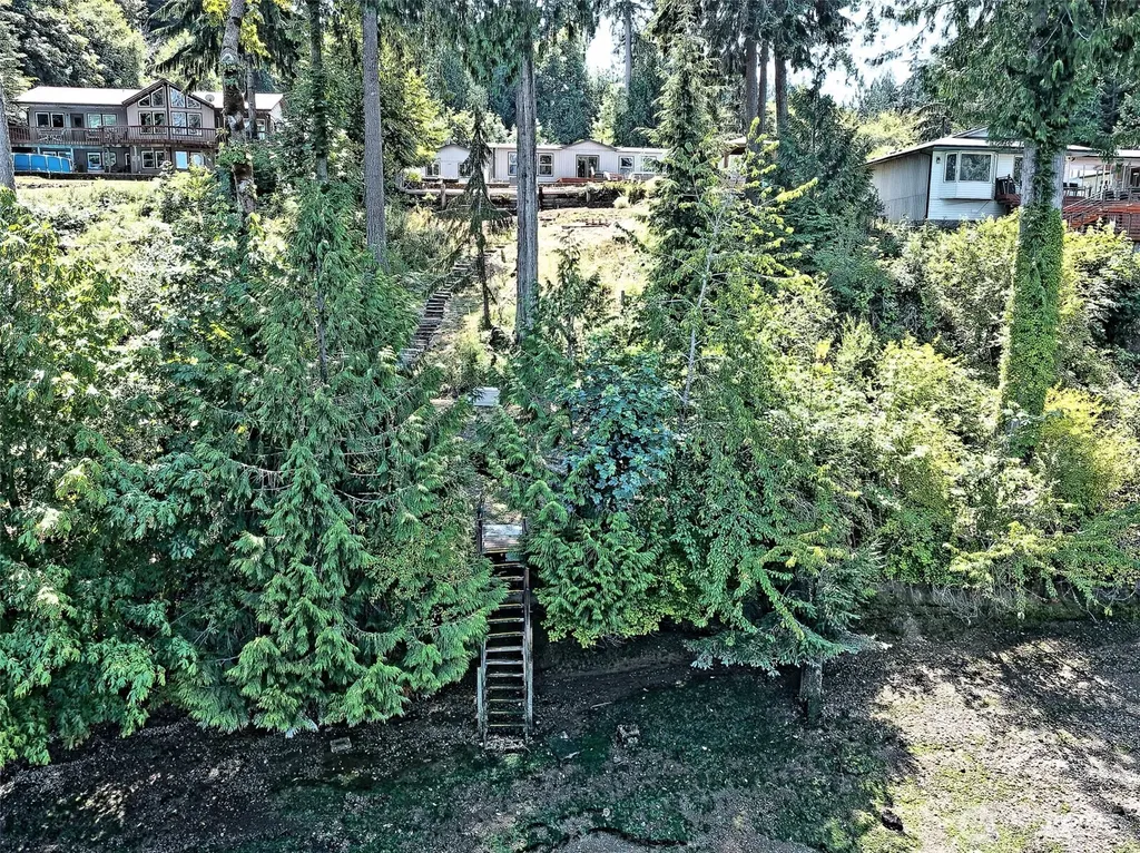 51 SE Earsley Lane Shelton WA 98584