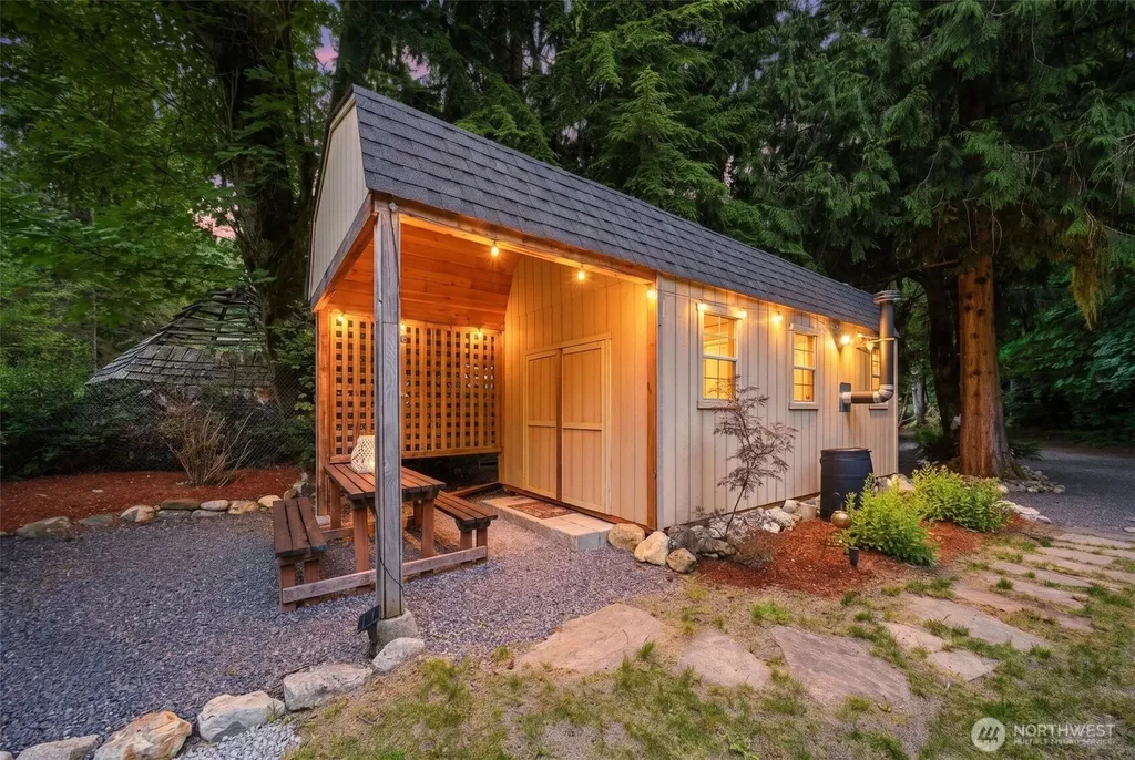 28 Steelhead Tract Granite Falls WA 98252