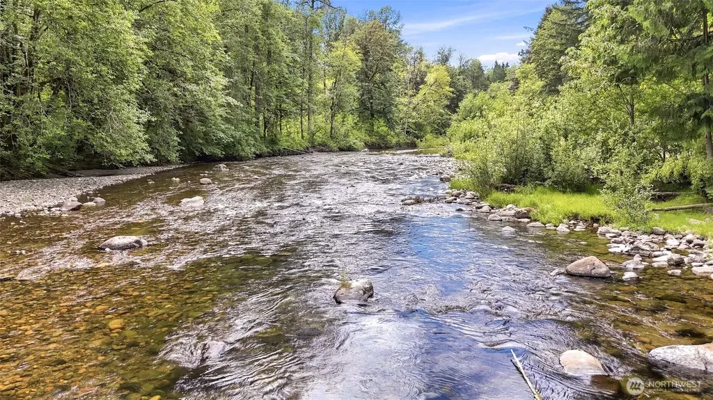 28 Steelhead Tract Granite Falls WA 98252