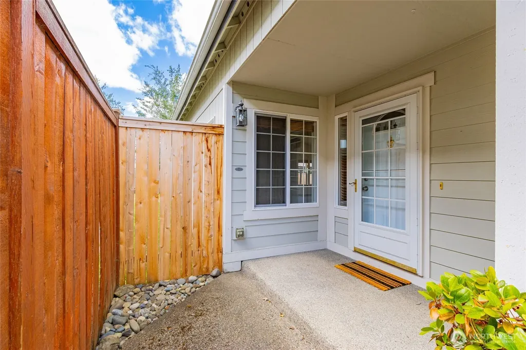 8101 Westcott Lane SE Tumwater WA 98501
