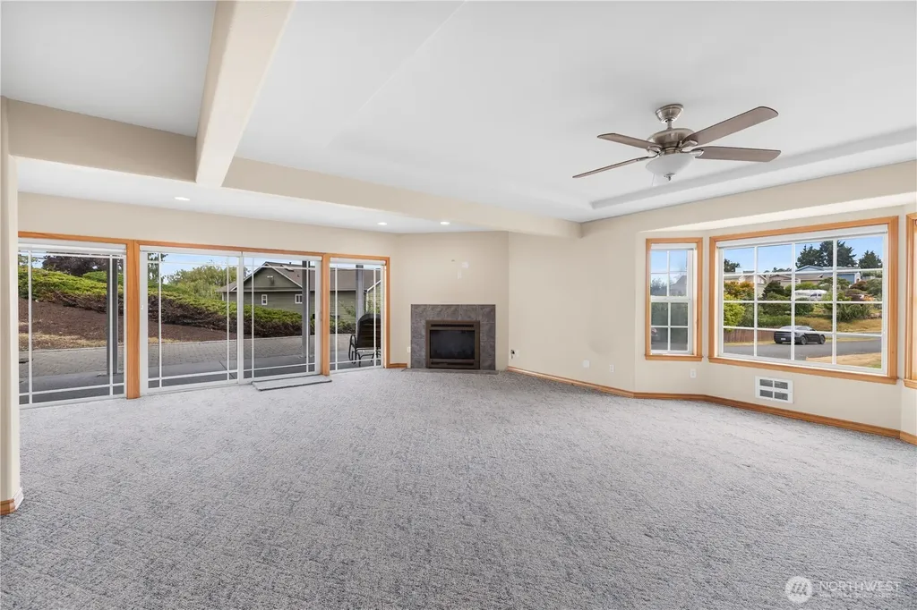 6226 Hinman Drive Clinton WA 98236