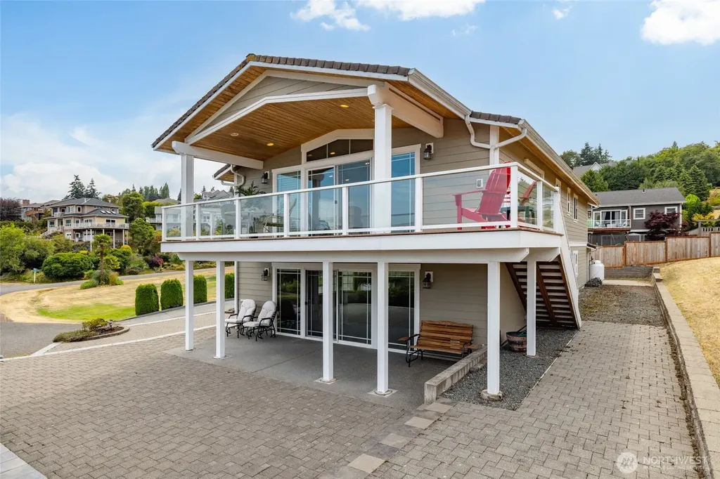 6226 Hinman Drive Clinton WA 98236