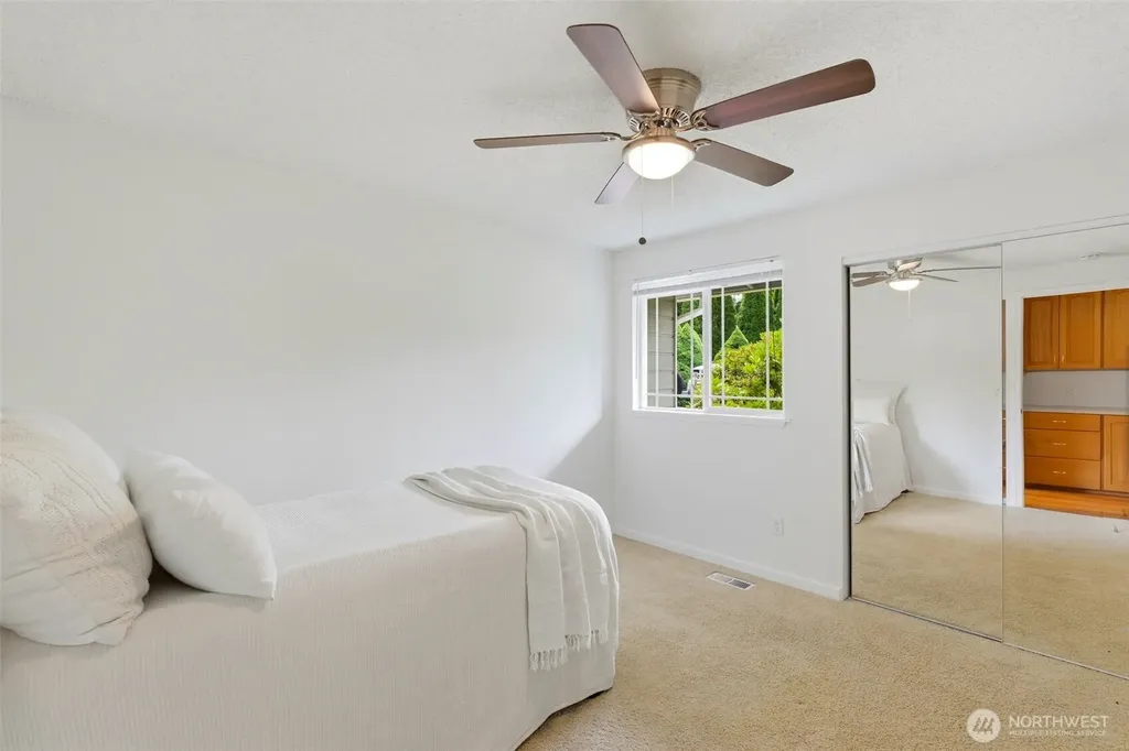 2723 Webber Court Steilacoom WA 98388