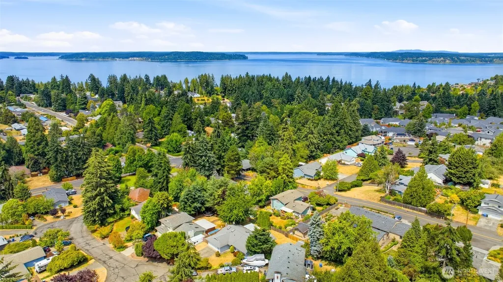 2723 Webber Court Steilacoom WA 98388