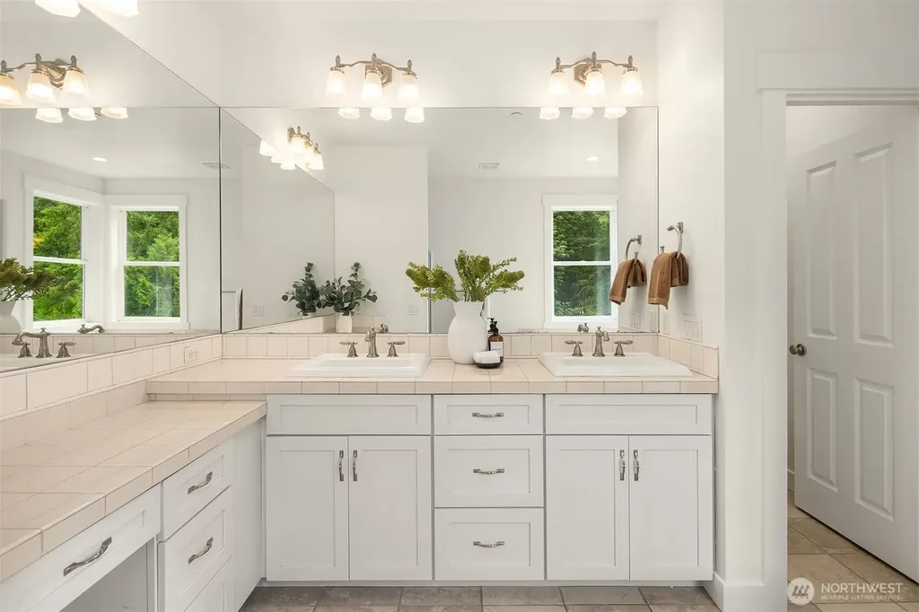 26218 SE Old Black Nugget Road Issaquah WA 98029