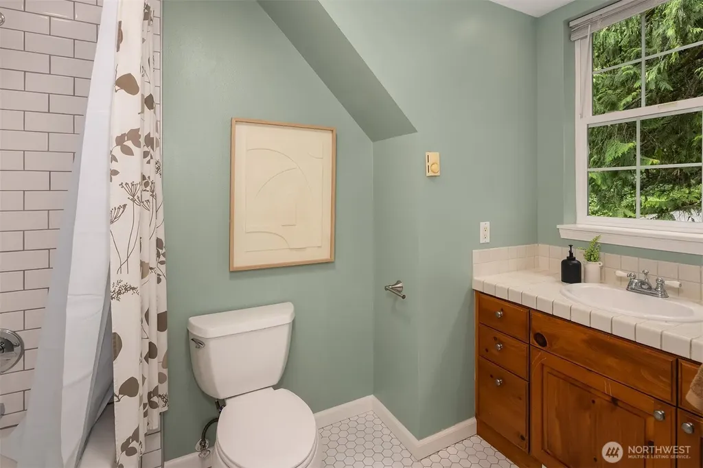 26218 SE Old Black Nugget Road Issaquah WA 98029