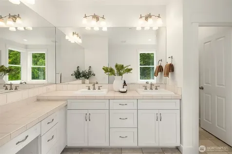 26218 SE Old Black Nugget Road Issaquah WA 98029