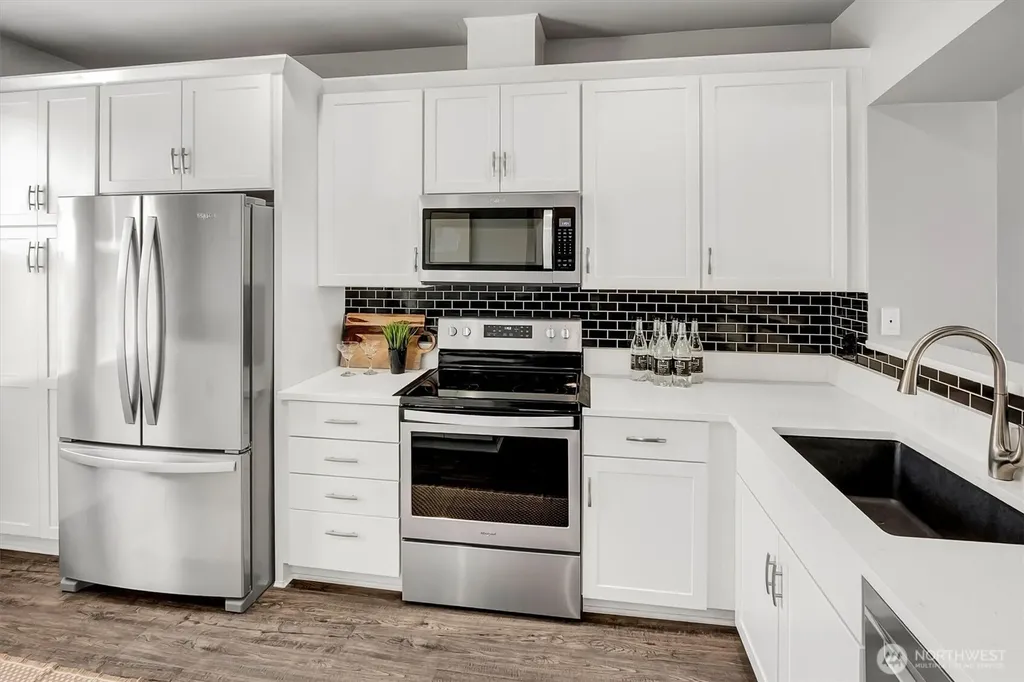 23311 61st Place S Kent WA 98032