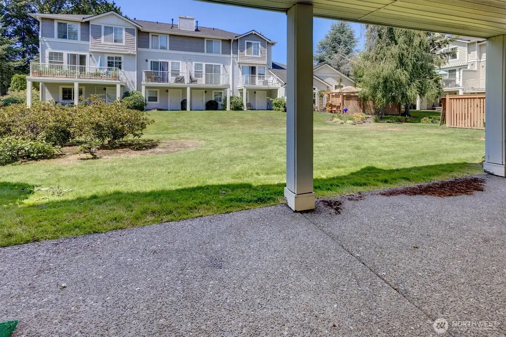 23311 61st Place S Kent WA 98032