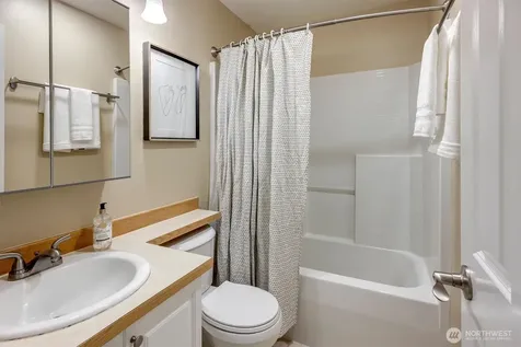 23311 61st Place S Kent WA 98032