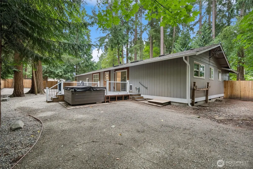6724 Alder Glen Drive SE Olympia WA 98513