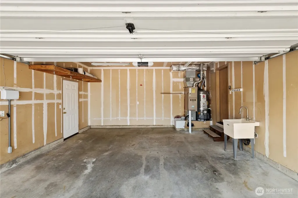 15015 105th Avenue SE Yelm WA 98597