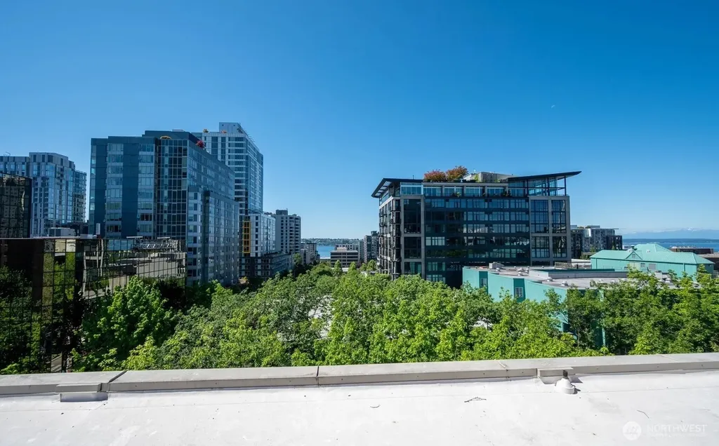 2700 4th Avenue Seattle WA 98121