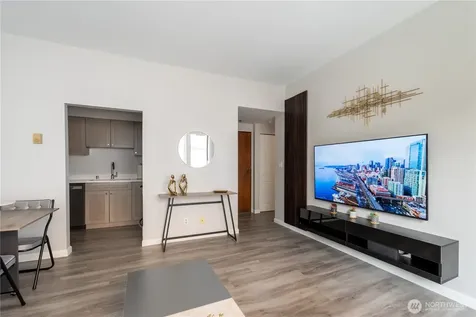 2700 4th Avenue Seattle WA 98121