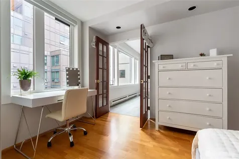 2700 4th Avenue Seattle WA 98121