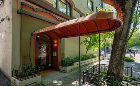 2700 4th Avenue Seattle WA 98121