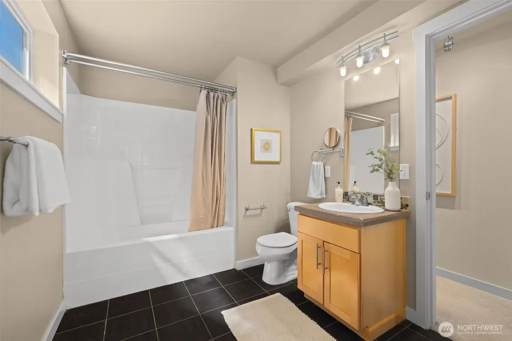 3609 Interlake Avenue N Seattle WA 98103