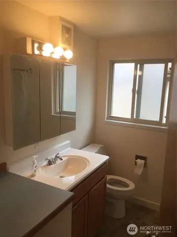 8303 John Dower Road SW Lakewood WA 98499