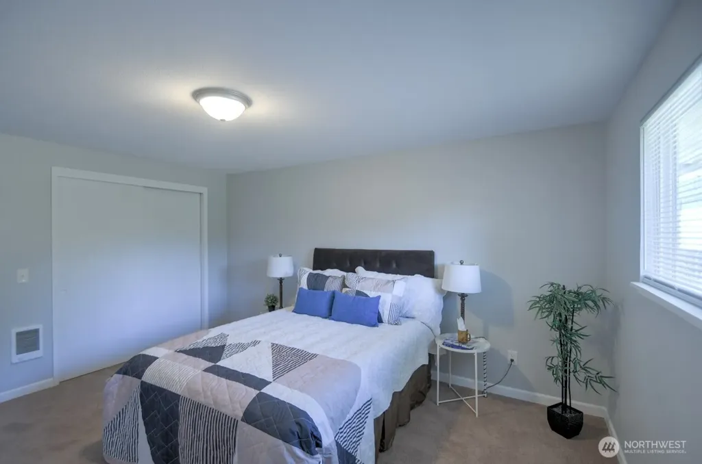 2208 Angela Street SE Lacey WA 98503