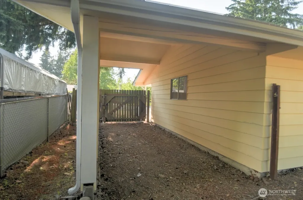2208 Angela Street SE Lacey WA 98503