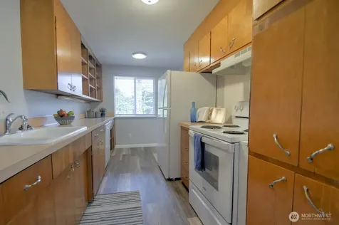 2208 Angela Street SE Lacey WA 98503