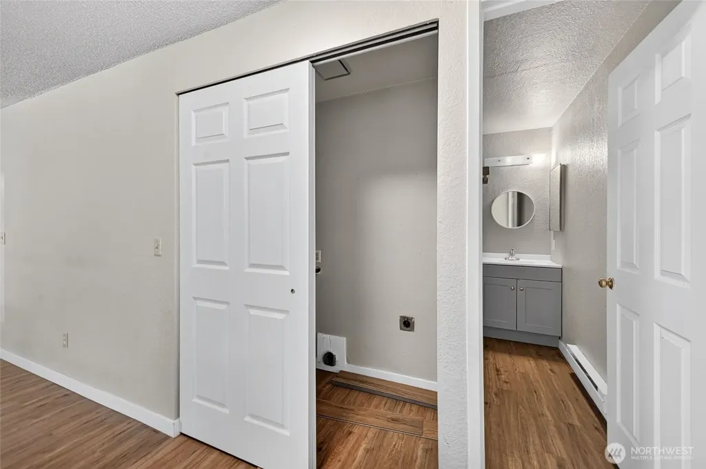 7655 E Karen Lane Port Orchard WA 98366