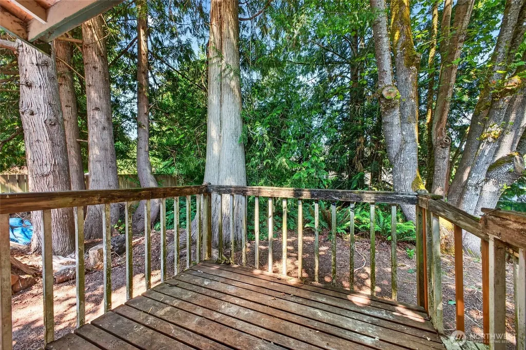 7655 E Karen Lane Port Orchard WA 98366