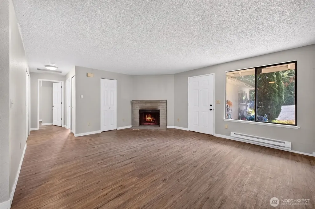 7655 E Karen Lane Port Orchard WA 98366