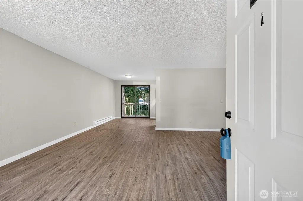 7655 E Karen Lane Port Orchard WA 98366