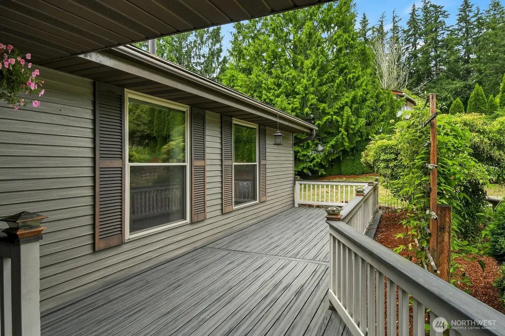 24520 SE 24th Street Sammamish WA 98075