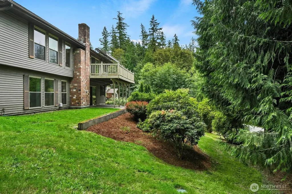 24520 SE 24th Street Sammamish WA 98075