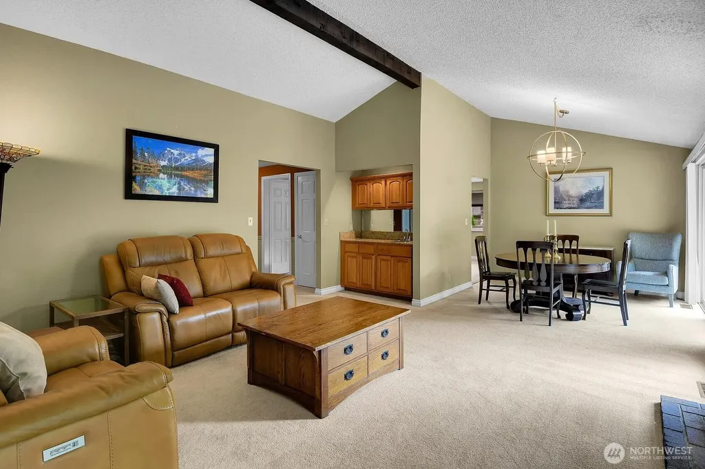 24520 SE 24th Street Sammamish WA 98075