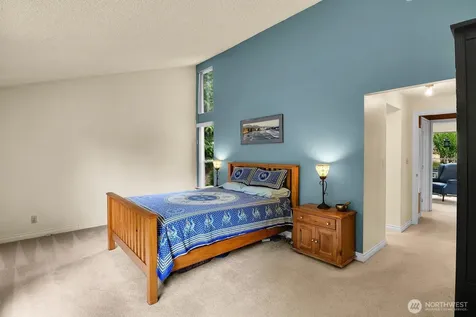 24520 SE 24th Street Sammamish WA 98075