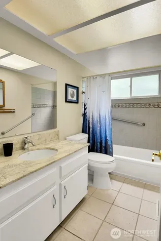 24520 SE 24th Street Sammamish WA 98075