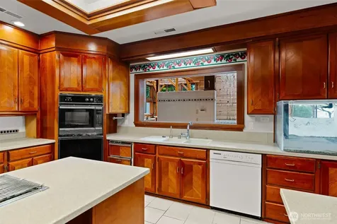 30 Silver Beach Drive Steilacoom WA 98388
